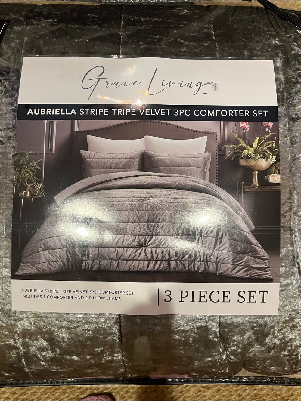 NWT Full/Queen Grace Living Aubriella Velvet Comforter Set - Gray (3-Piece)